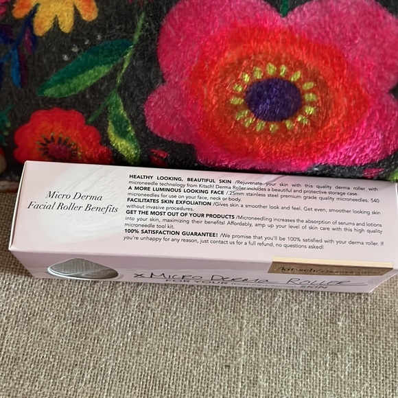 Kitsch Micro Derma Roller - Picture 5 of 8